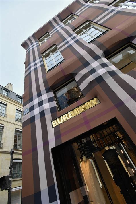 buying burberry in paris|burberry paris france.